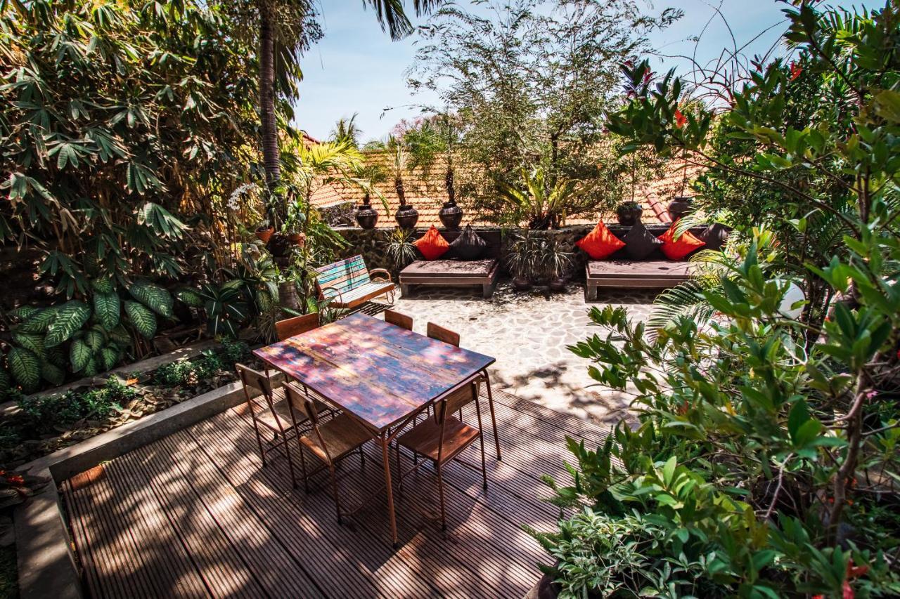 אמד Villa Bukit Malas מראה חיצוני תמונה